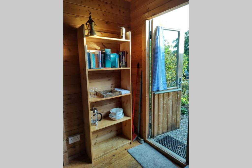 Self Catering Garden Lodge Ludlow Ngoại thất bức ảnh