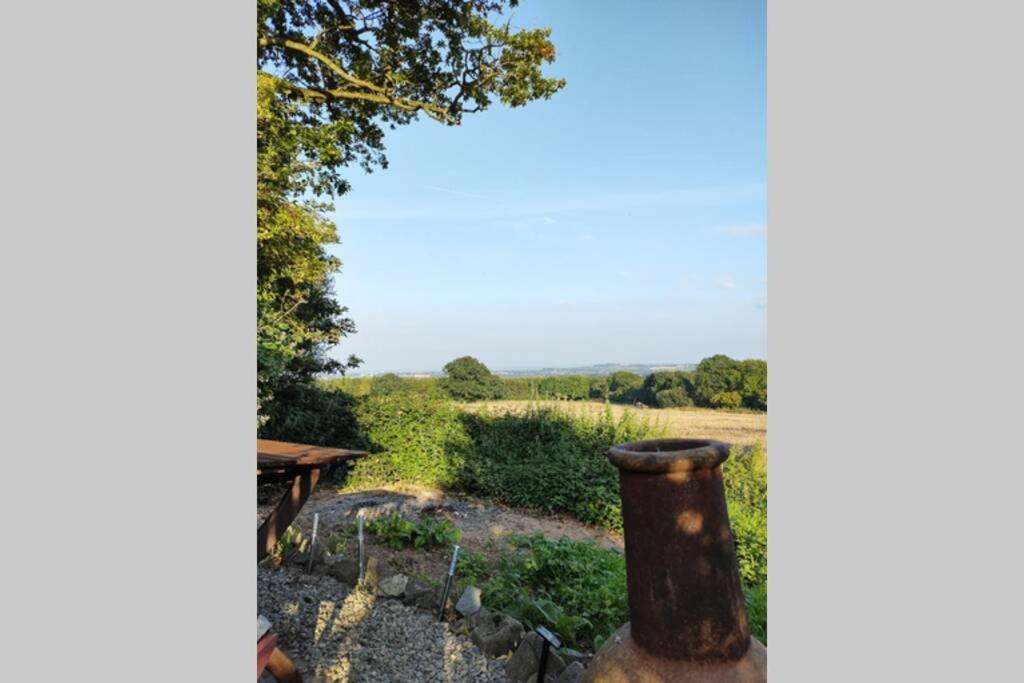 Self Catering Garden Lodge Ludlow Ngoại thất bức ảnh