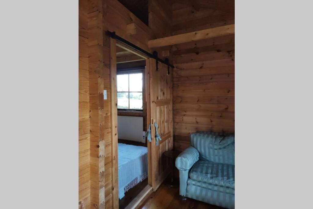 Self Catering Garden Lodge Ludlow Ngoại thất bức ảnh